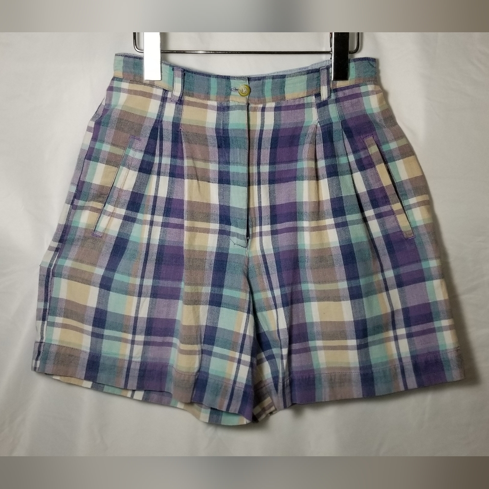 90's Bugle Boy high waist pastel plaid golf shorts